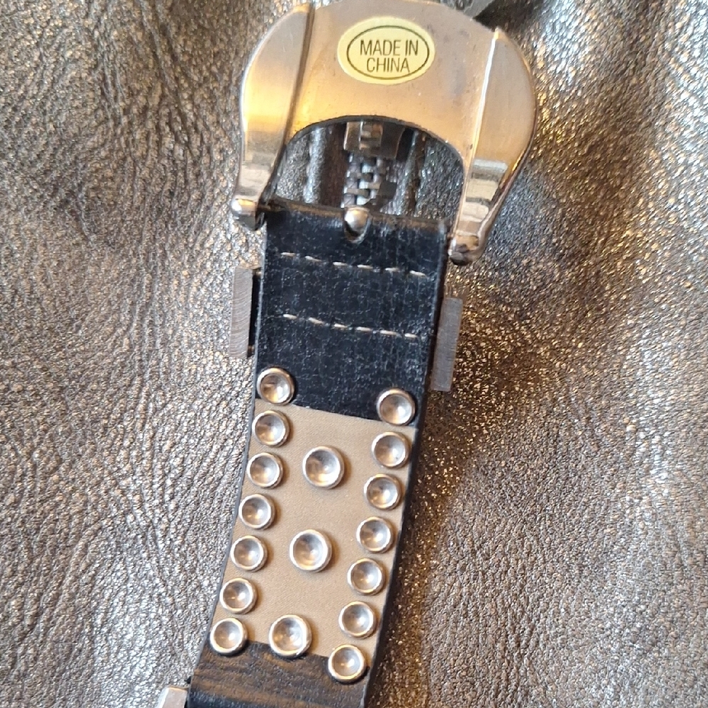 Source Unknown Black and Silver Women's Watch - Picture 10 of 11
